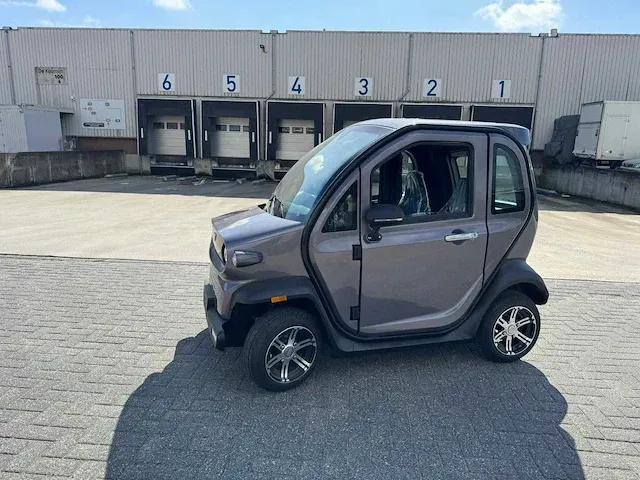 Luqi ev300 m1 elektrische brommobiel - afbeelding 1 van  23