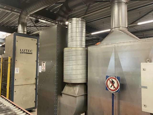 Lutec lasdamp afzuigfilter installatie - afbeelding 4 van  5