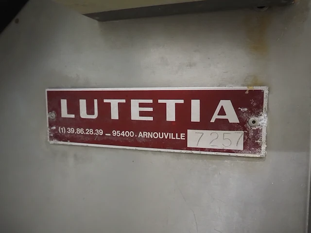 Lutetia - afbeelding 8 van  19