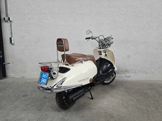 Luuko - snorscooter - retro 50 - 4t 25km uitvoering d675rr - afbeelding 5 van  7