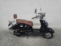 Luuko - snorscooter - retro 50 - 4t 25km uitvoering f872bx - afbeelding 2 van  7