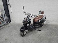 Luuko - snorscooter - retro 50 - 4t 25km uitvoering f872bx - afbeelding 4 van  7