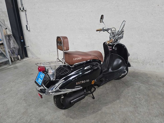 Luuko - snorscooter - retro 50 - 4t 25km uitvoering f872bx - afbeelding 6 van  7