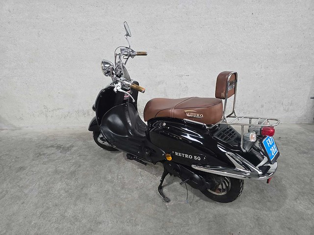 Luuko - snorscooter - retro 50 - 4t 25km uitvoering f872bx - afbeelding 5 van  7
