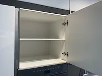 Lux hoek met eiland keukenopstelling - afbeelding 22 van  38