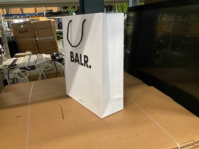 Luxe balr papieren draagtassen (1400x) - afbeelding 3 van  4