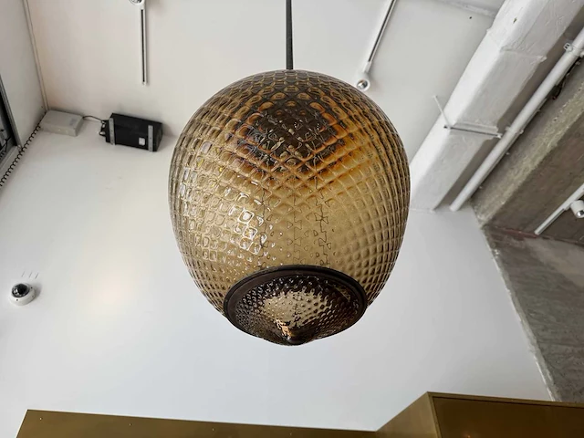 Luxe design hanglamp met geribbled glas - afbeelding 3 van  5
