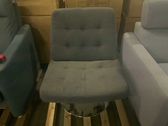Luxe draai fauteuil - afbeelding 1 van  5