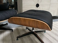 Luxe eames lounge chair met ottoman xl in walnoot en echt leer, zwart / walnoot - afbeelding 8 van  13