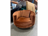 Luxe fauteuil oranje met gouden poten - afbeelding 1 van  5