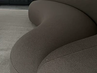 Luxe organische bank in taupe bouclé stof by italia, taupe - afbeelding 7 van  9