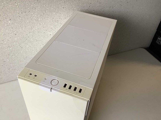 Luxe zelfbouw desktop - afbeelding 4 van  7