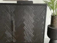 Luxe zwarte dressoir van teak met visgraat patroon tower living, zwart - afbeelding 7 van  10