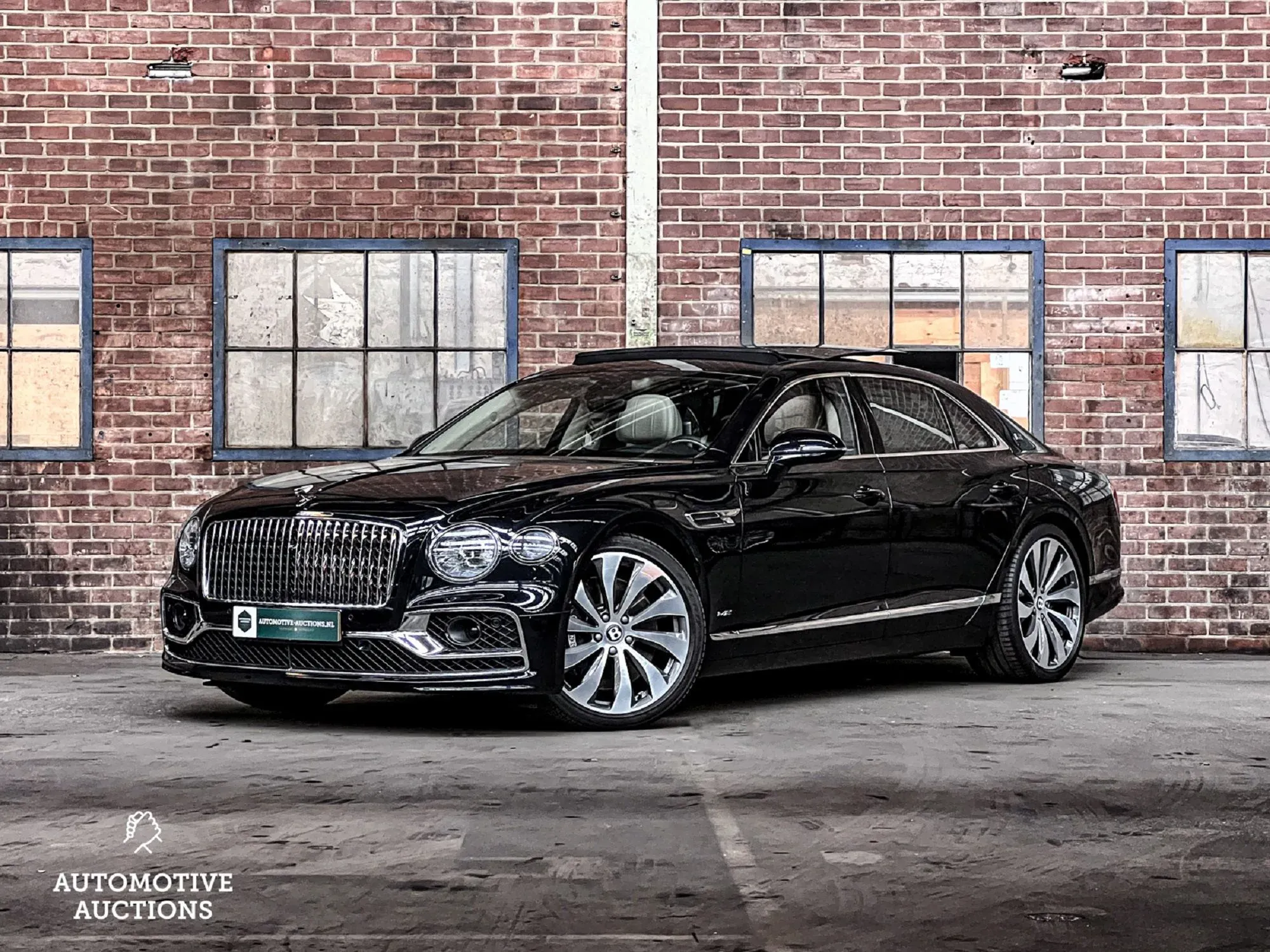 Luxury and sports cars te boxmeer no-reserve