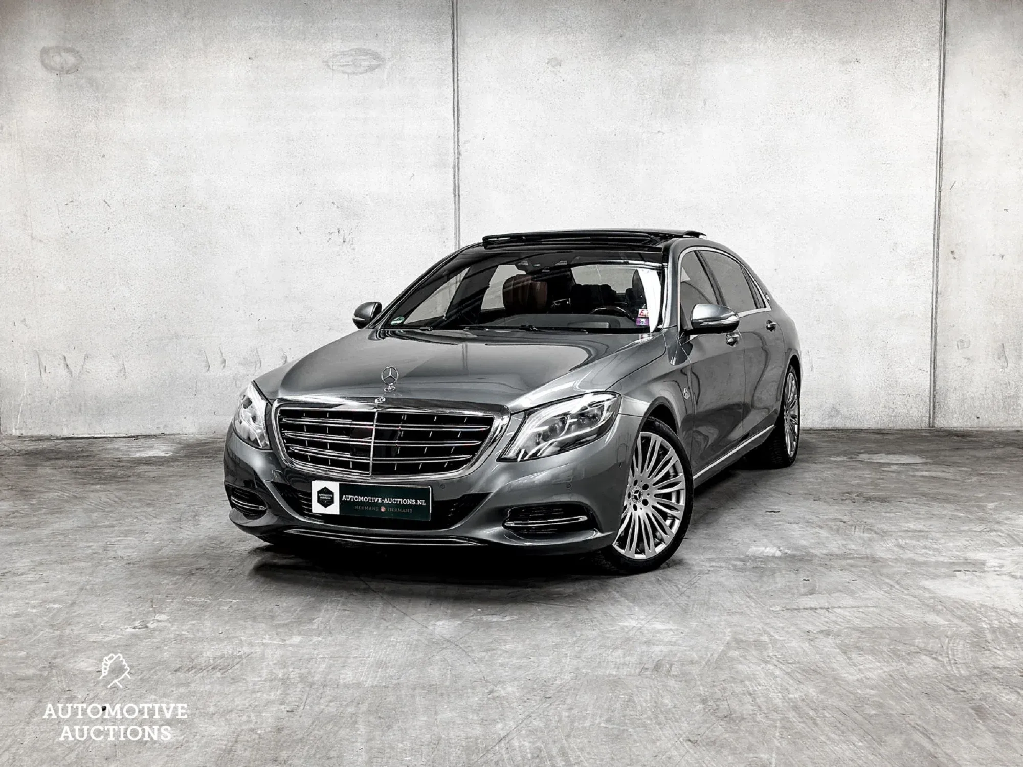 Luxury, sports and classic cars te tiel
