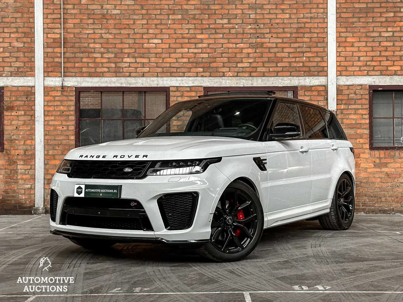 Luxury & sports cars te boxmeer