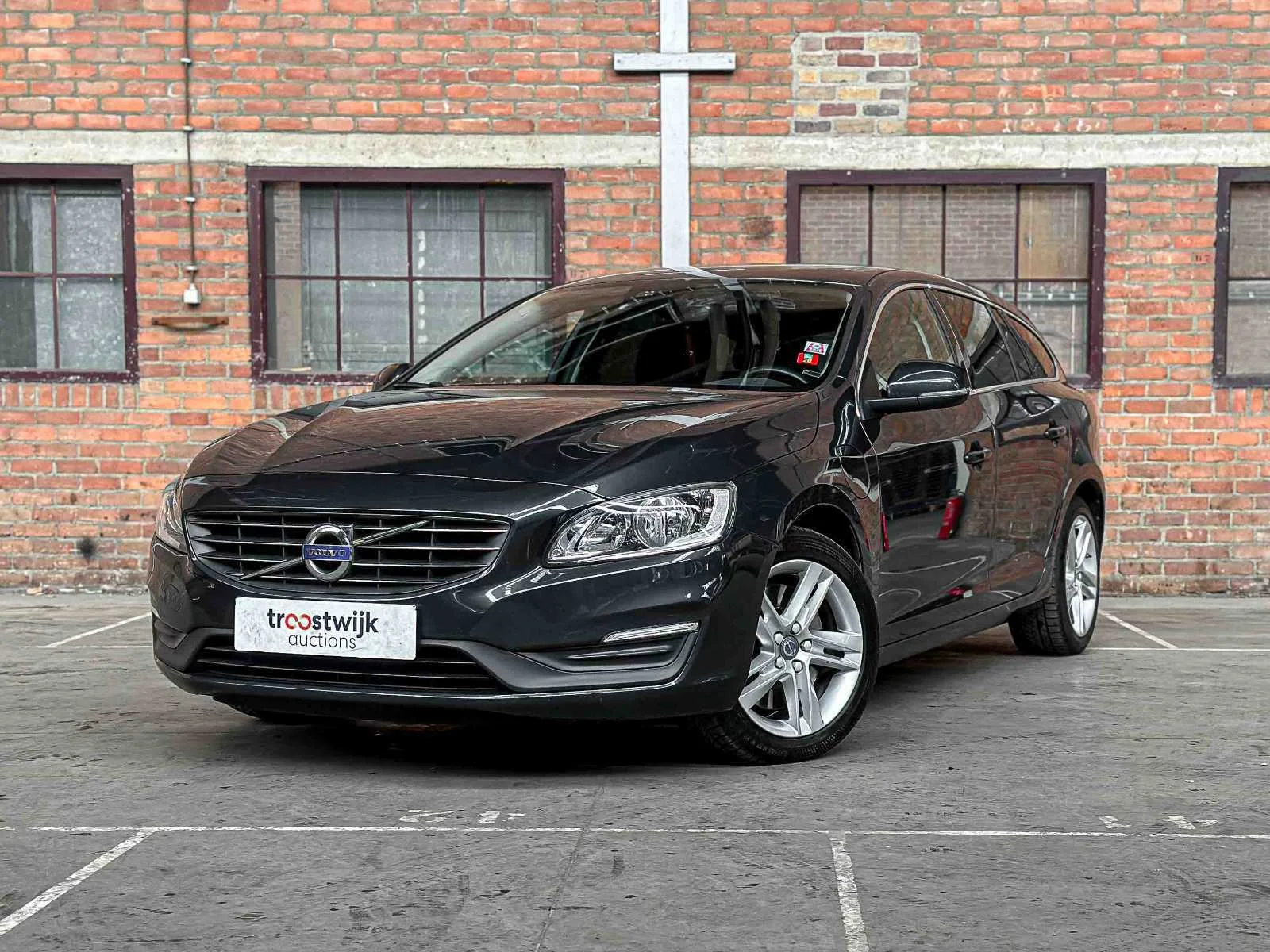 Luxury & sports cars te boxmeer