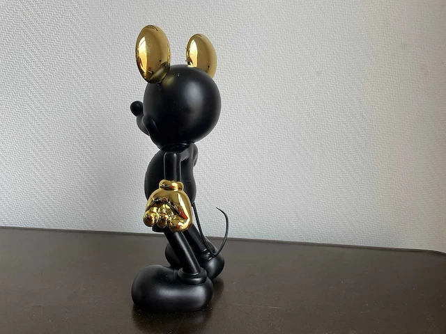 Lv mickey mouse pop art figuur - afbeelding 5 van  6