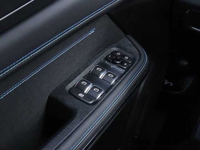 Lynk & co 01 1.5 phev car 2024 | z-302-jk - afbeelding 17 van  39