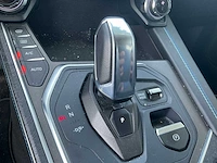 Lynk&co - 2022 - 01 - gx6 - personenauto - afbeelding 20 van  47