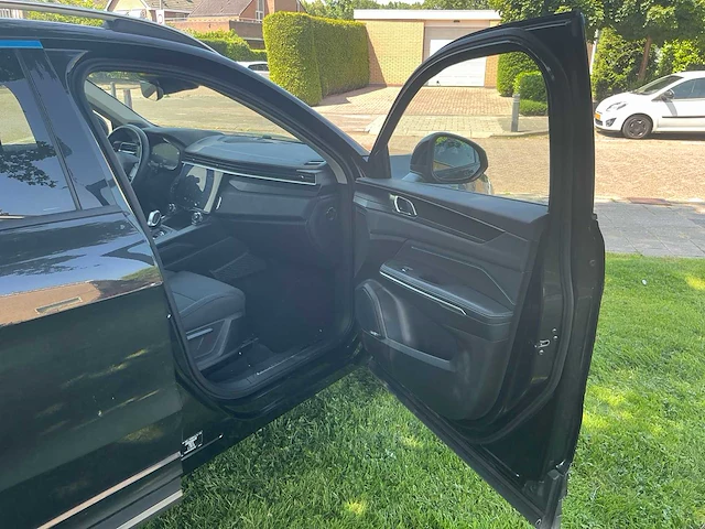 Lynk&co - 2022 - 01 - gx6 - personenauto - afbeelding 22 van  47