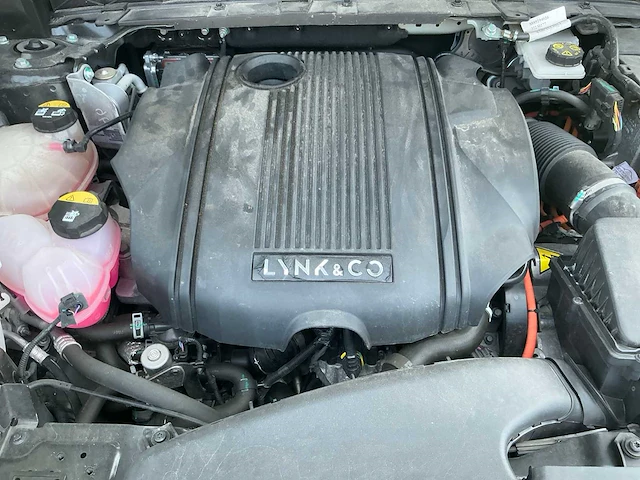 Lynk&co - 2022 - 01 - gx6 - personenauto - afbeelding 40 van  47