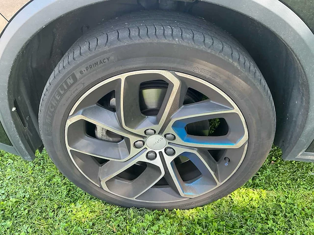Lynk&co - 2022 - 01 - gx6 - personenauto - afbeelding 45 van  47