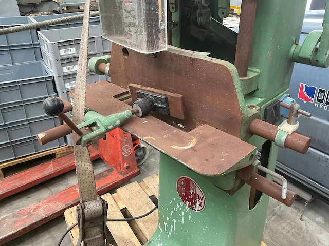 Lyon-flex f56 kettingfreesmachine - afbeelding 3 van  8