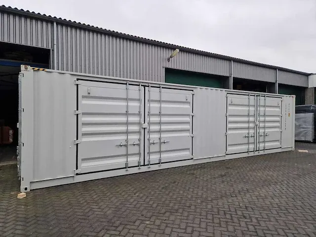 Lypu - 40ft hq met sidedoors - zeecontainer - 2023 - afbeelding 1 van  13