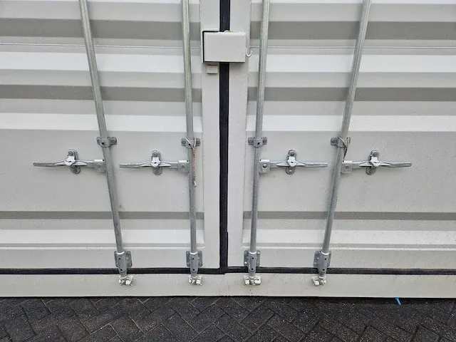 Lypu - 40ft hq met sidedoors - zeecontainer - 2023 - afbeelding 12 van  13