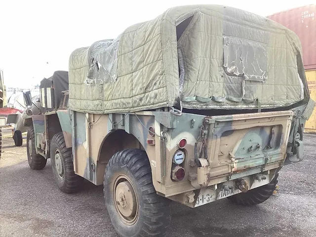 M-561 gama goat - afbeelding 7 van  15
