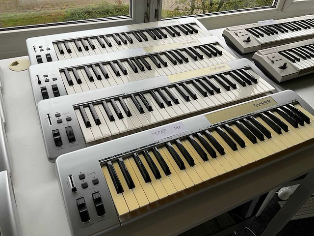 M-audio keystation 49e keyboard (4x) - afbeelding 6 van  6