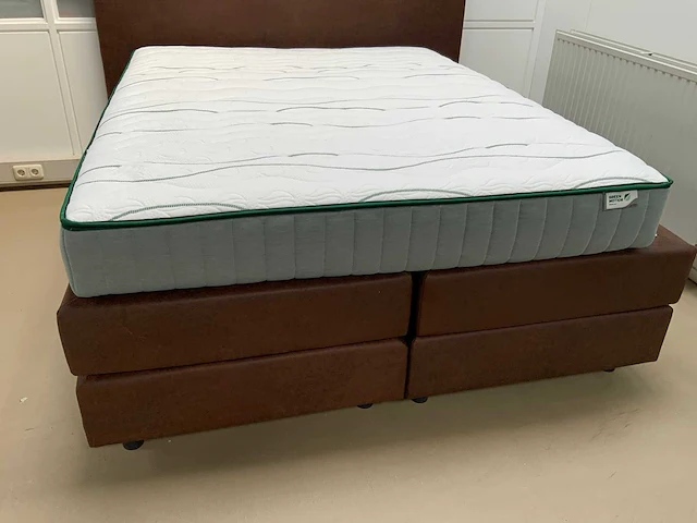M-line modular firm greenmotion 7 pocketveer latex toplaag matras b180 x l210 cm - afbeelding 1 van  11