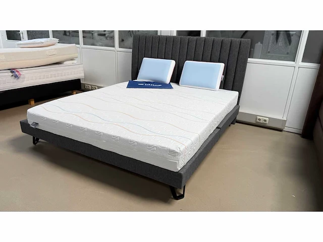 M-line superbe soft talalay latex anti-allergic matras b140 x l200cm - afbeelding 18 van  24