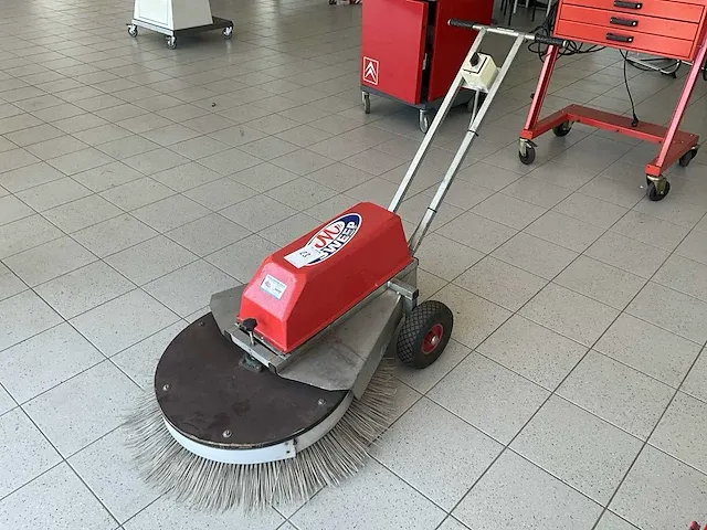 M-sweep radiaal veegmachine - afbeelding 1 van  6