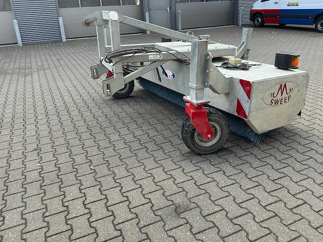 M sweep tv800 rolbezem - afbeelding 18 van  24