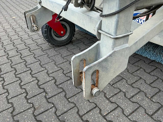M sweep tv800 rolbezem - afbeelding 9 van  24
