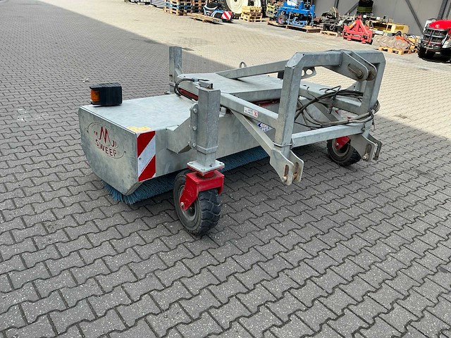 M sweep tv800 rolbezem - afbeelding 20 van  24