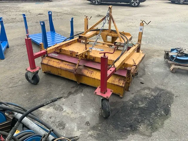 M-sweep veegmachine - afbeelding 2 van  8