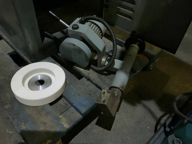 M3 italy m/55 borenslijpmachine - afbeelding 4 van  8