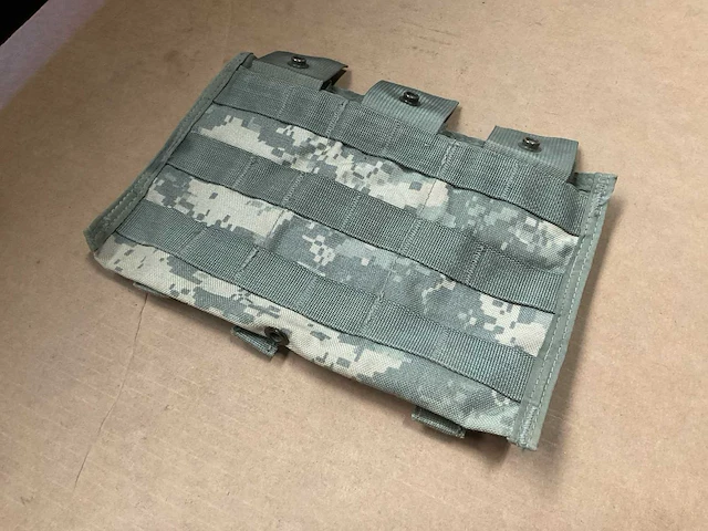 M4 three magazine pouch (11x) - afbeelding 2 van  3