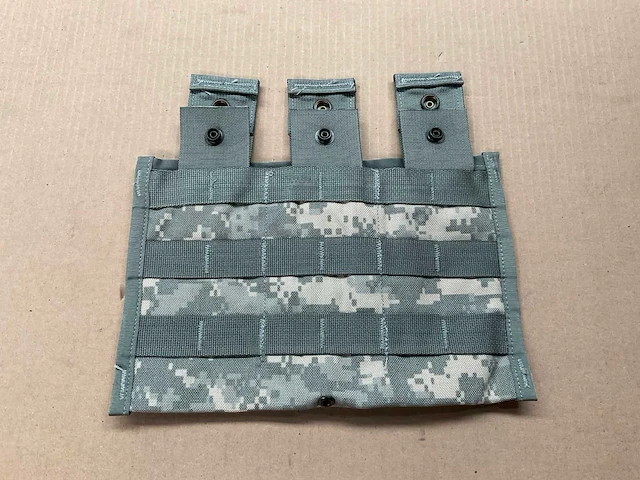 M4 three magazine pouch (33x) - afbeelding 1 van  3