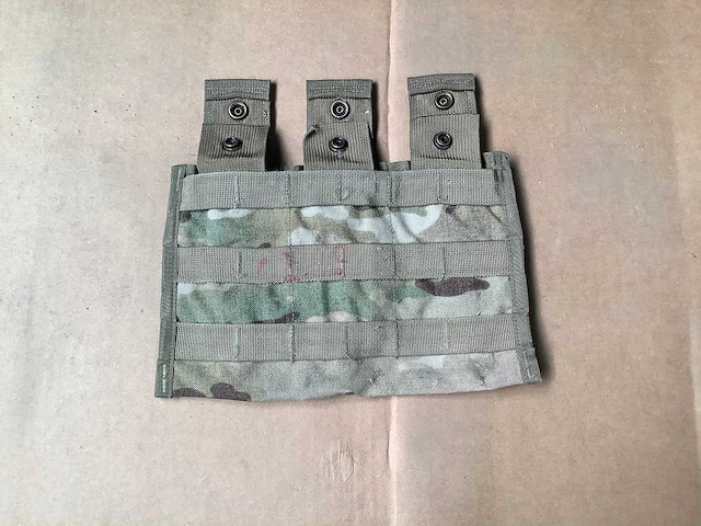 M4 three magazine pouch (9x) - afbeelding 1 van  3
