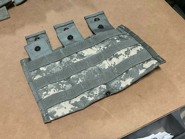 M4 three pouch (40x) - afbeelding 1 van  3