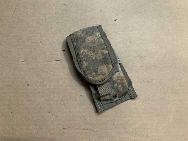 M4 two magazine pouch (4x) - afbeelding 1 van  3