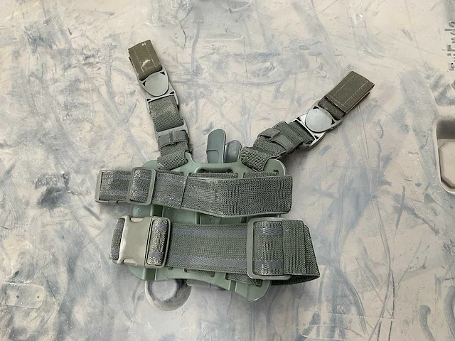 M9 holster (226x) - afbeelding 3 van  4