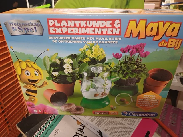 M - afbeelding 2 van  3