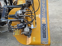 Maaiarm met hedge cutter, mcconnel, 2013 - afbeelding 4 van  16