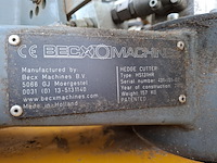 Maaiarm met hedge cutter, mcconnel, 2013 - afbeelding 7 van  16