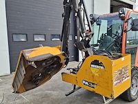 Maaiarm met hedge cutter, mcconnel, 2013 - afbeelding 1 van  16